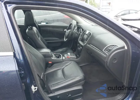 2016 Chrysler 300 Limited from USA, damaged, VIN 2C3CCARG5GH334805